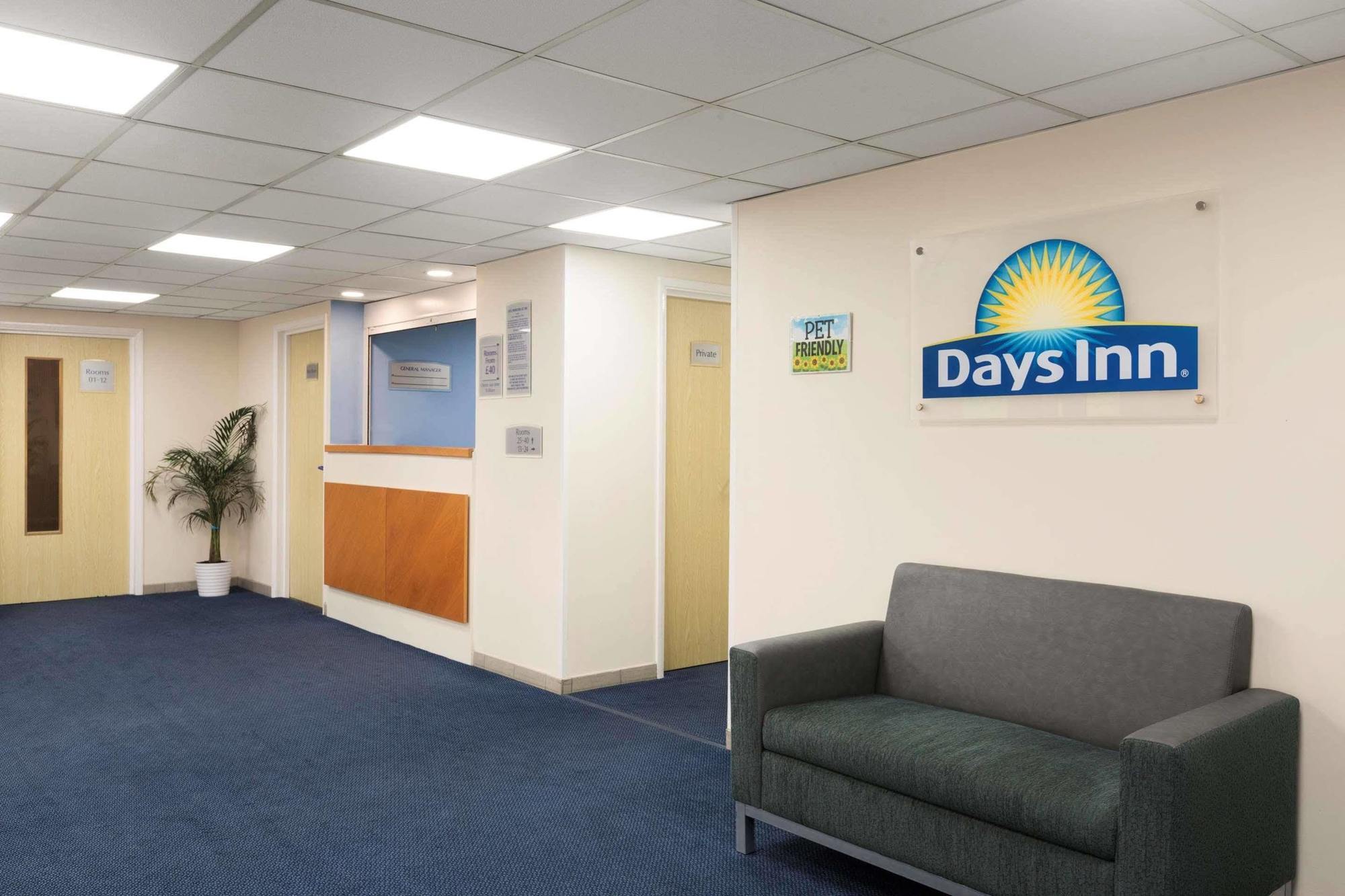 Days Inn Winchester Exteriér fotografie